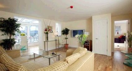 Serviced Flats Pepper Street Canary Wharf